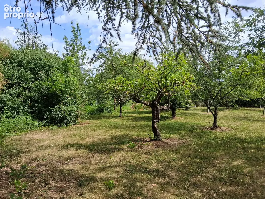 Longère avec dépendances, écurie et grange au calme d'un hameau - photo 13