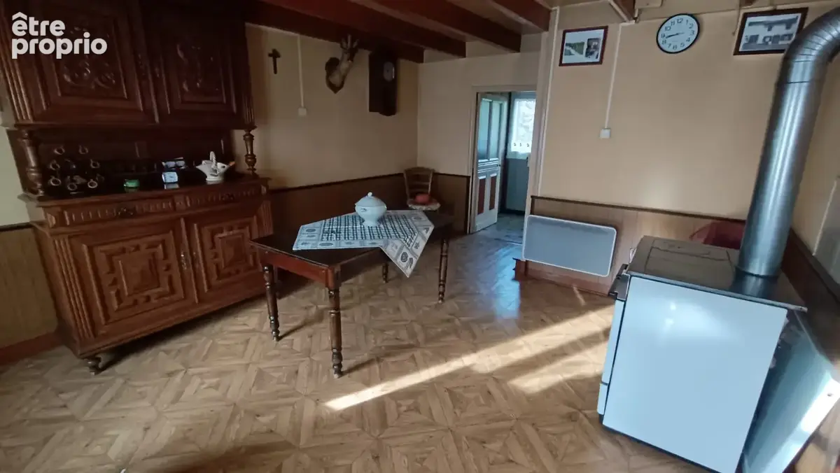SAINT-CLÉMENT   Charmante maison en pierre avec terrain - photo 3