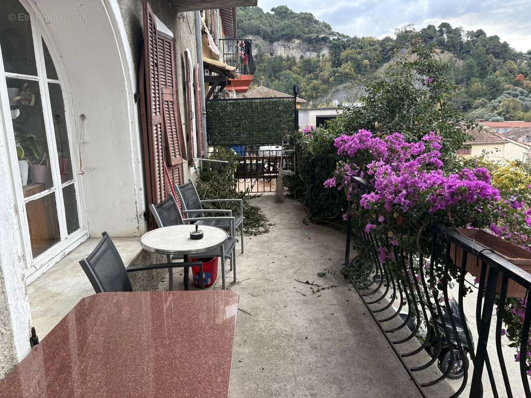 Appartement à SAINT-MARTIN-DU-VAR