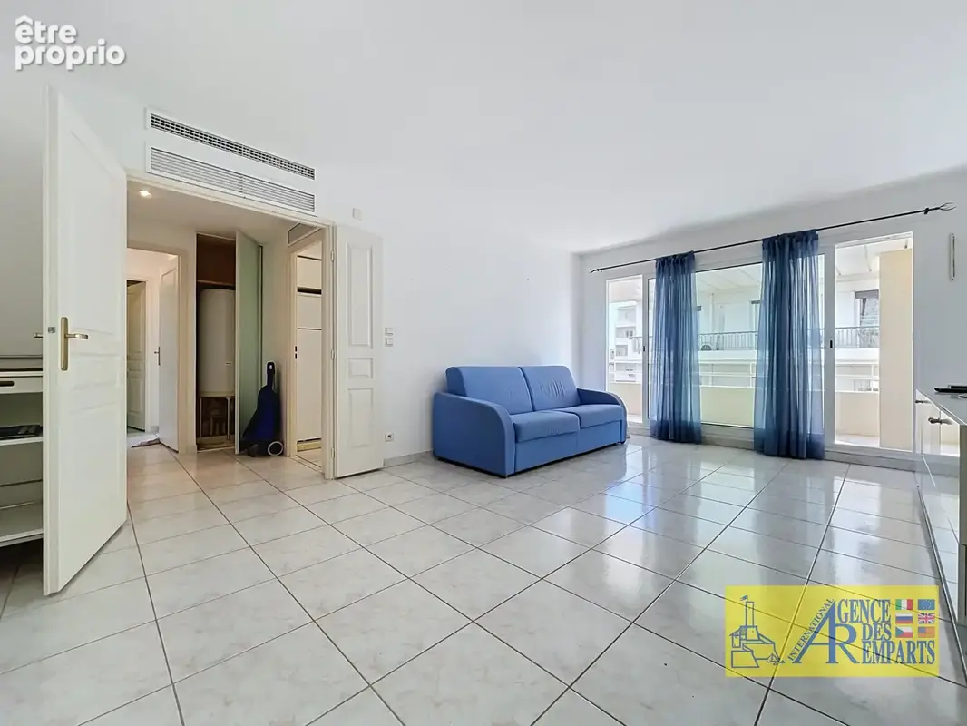 Antibes   Appartement de standing avec deux belles terrasses, proche gare - photo 2