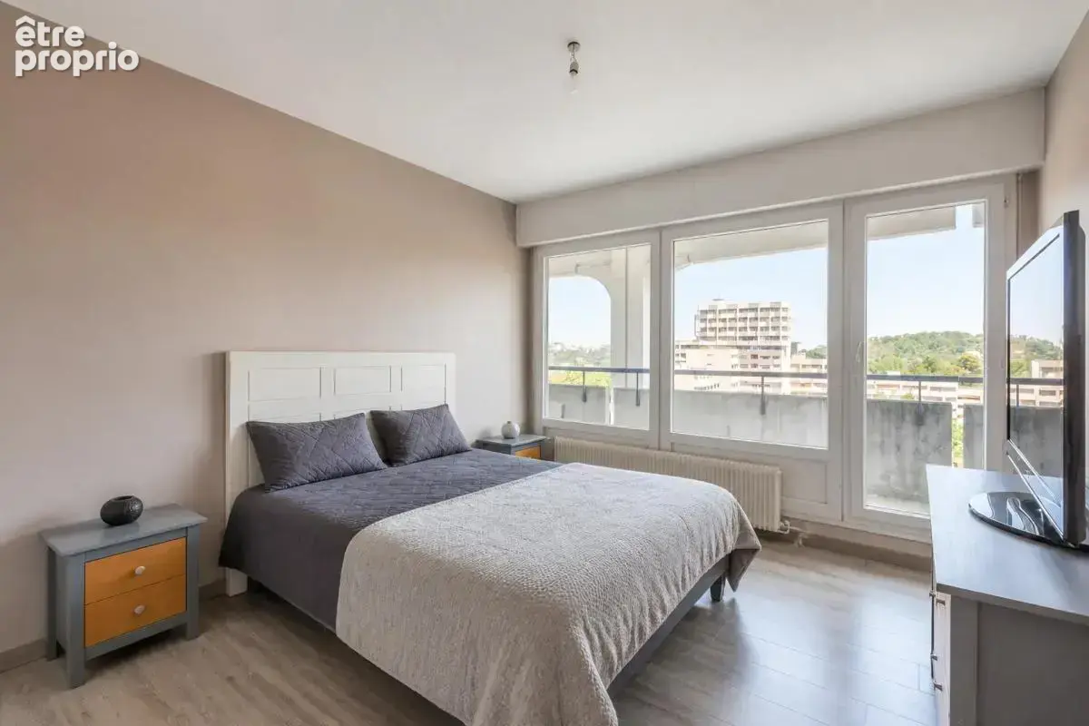 Appartement familial 6 pièces de 116 m² avec vue dégagée – Lyon - photo 7