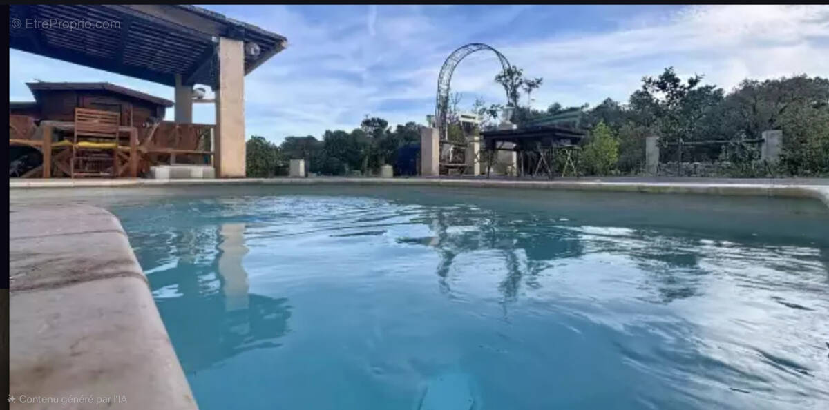 Maison à SAINT-JEANNET