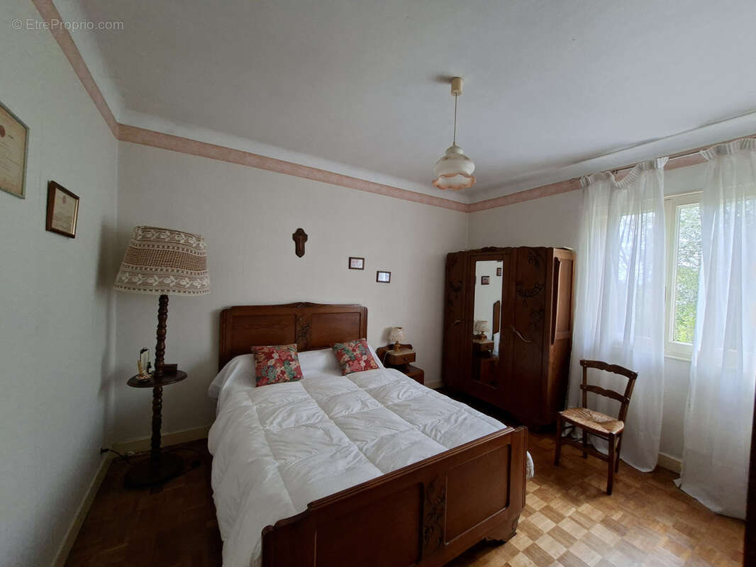 Maison à MIRANDE