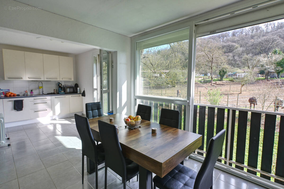 Appartement à ECHIROLLES