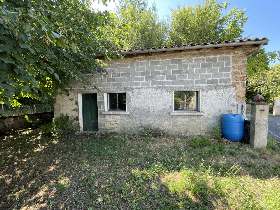 Maison de village - photo 9