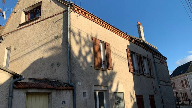 Appartement à MAINTENON