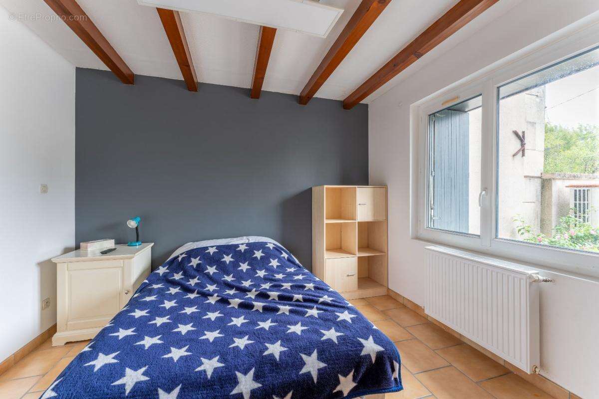 Maison à BRIZAMBOURG