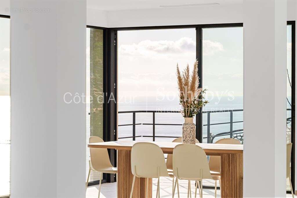 Maison à ROQUEBRUNE-CAP-MARTIN