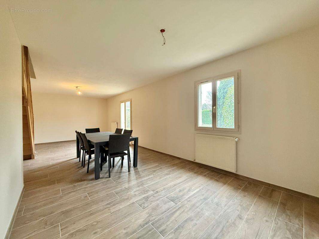 Maison à LONGECOURT-EN-PLAINE