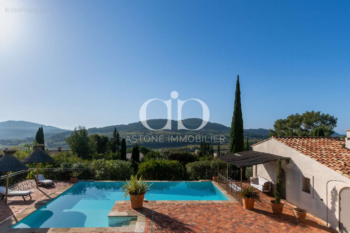 Maison à LA CADIERE-D'AZUR