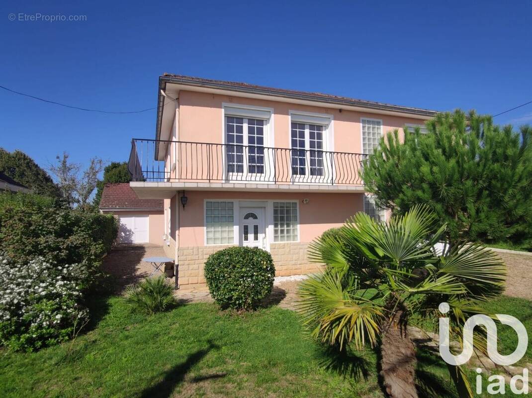 Photo 1 - Maison à BOURBON-LANCY