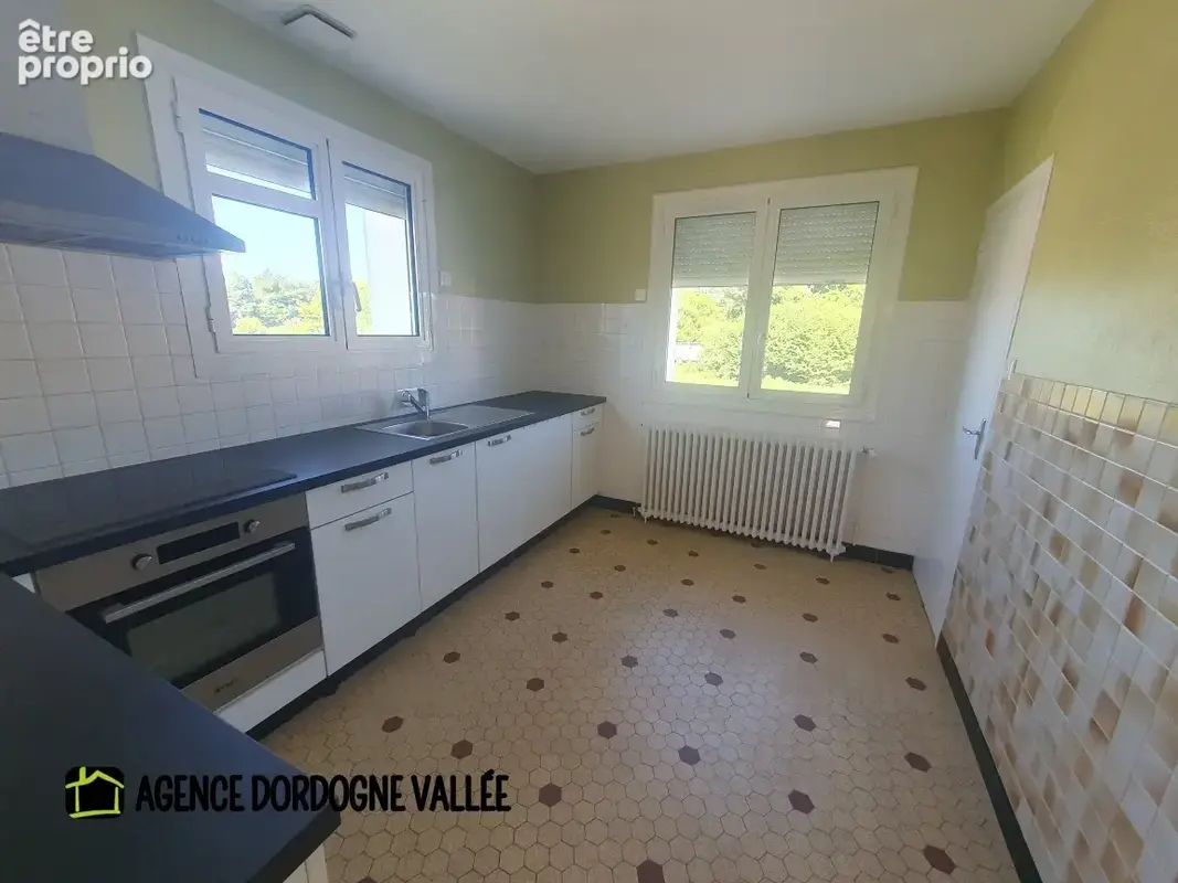 Agréable maison de bourg excellent état général - photo 5