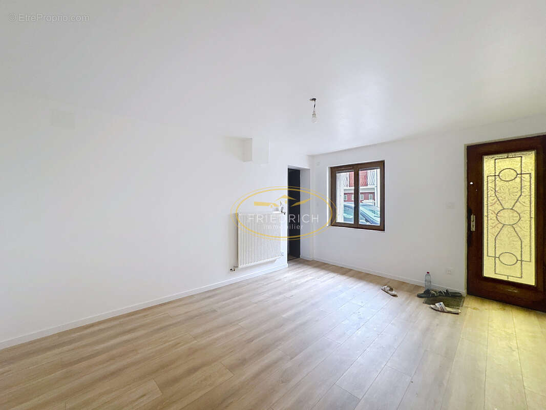 Maison à LONGEVILLE-EN-BARROIS