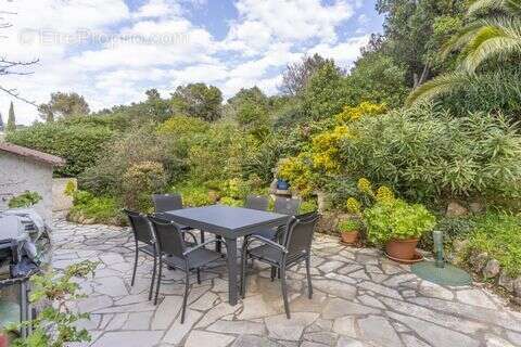 Maison à LA CROIX-VALMER