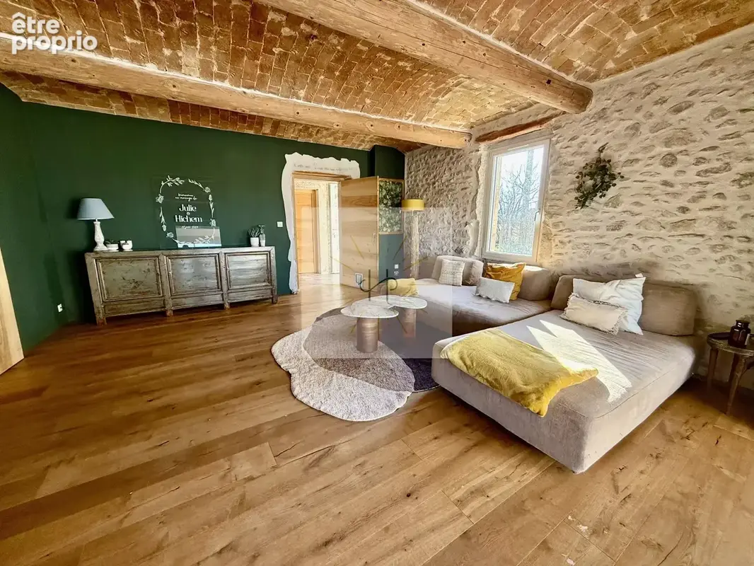 Maison 256 m² à La Batie-Rolland  - photo 5