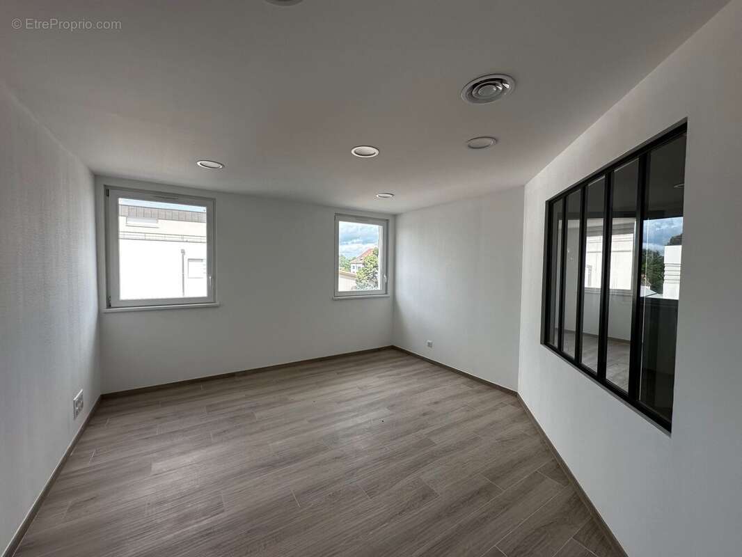 Commerce à ILLFURTH