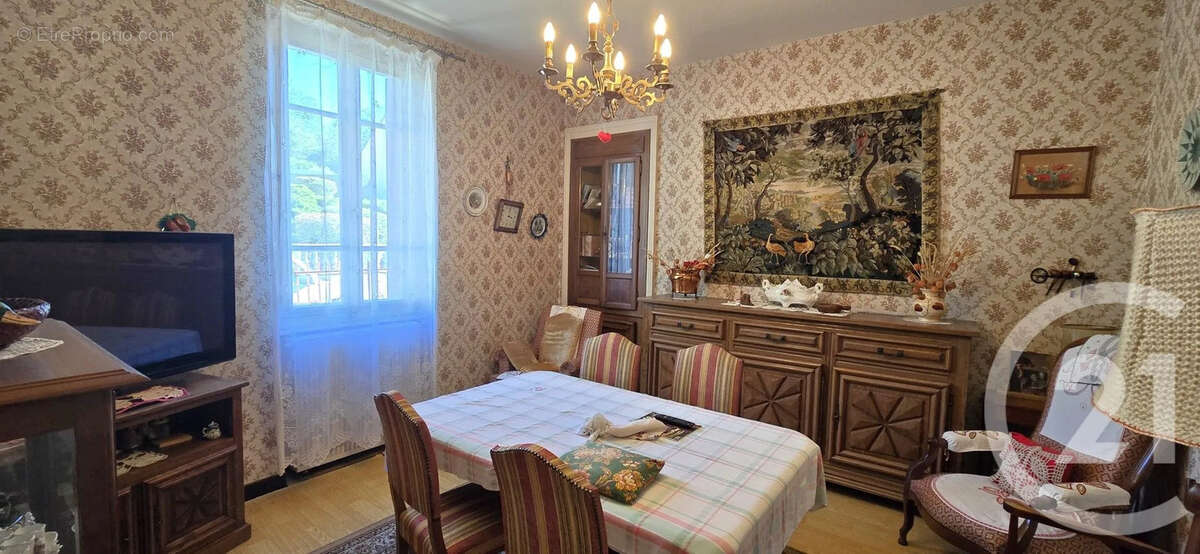 Maison à LE CREUSOT