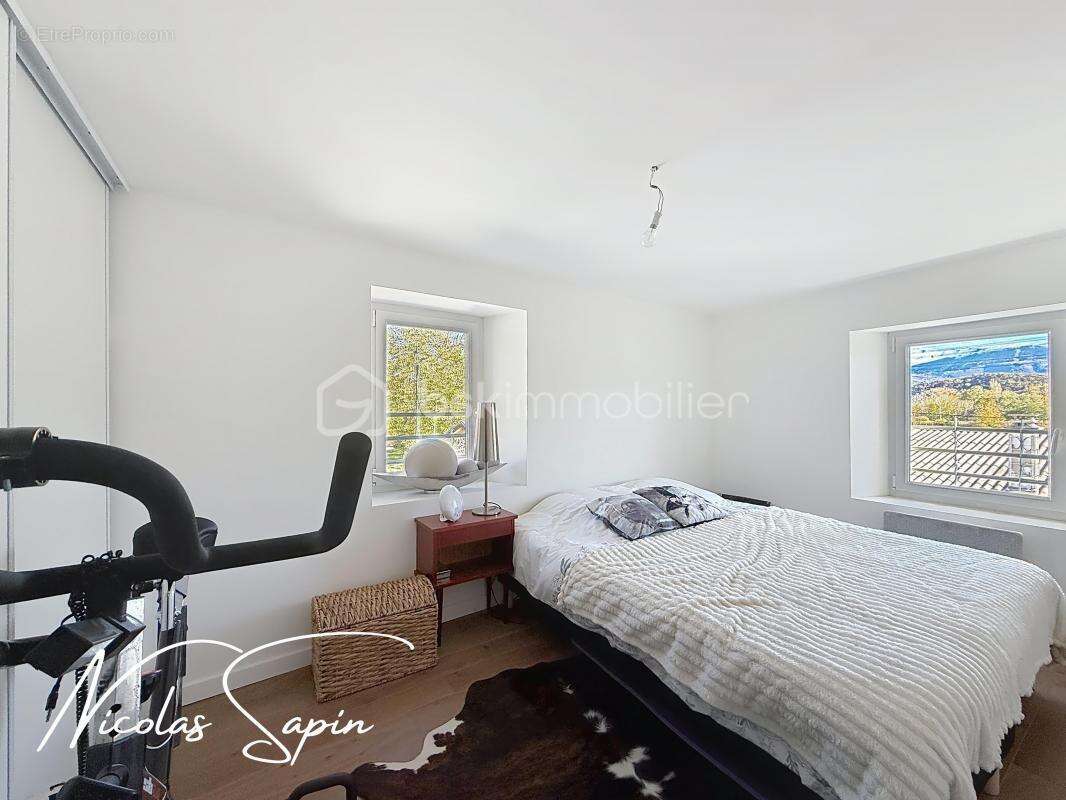 Appartement à VARCES-ALLIERES-ET-RISSET