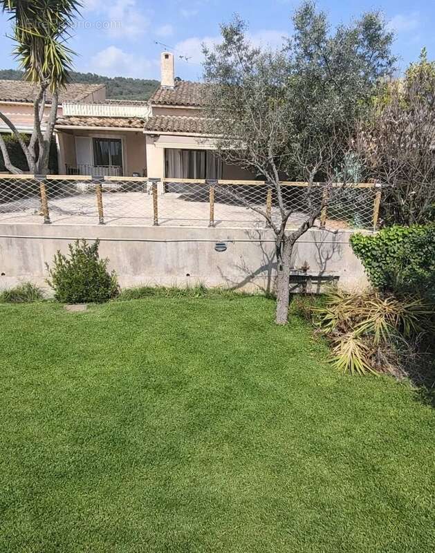 Maison à PEYMEINADE