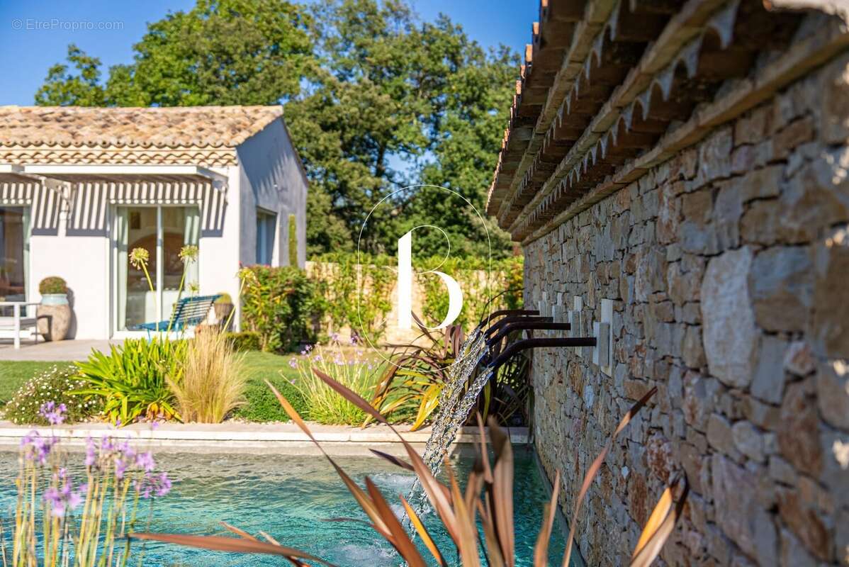 Maison à UZES