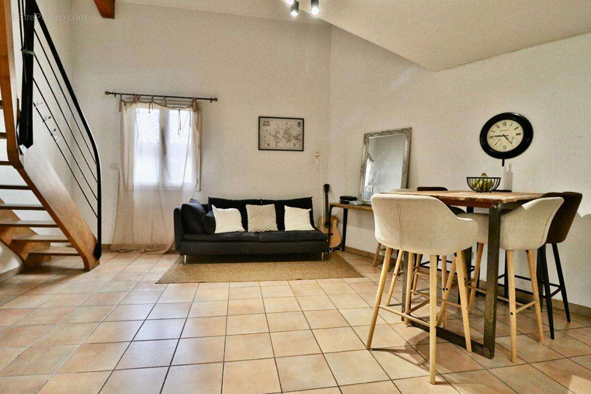 Appartement à MONTEUX