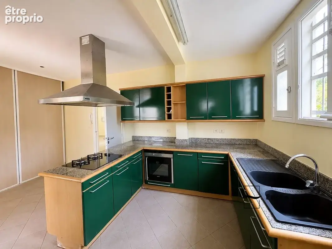Maison 7 pièces 168 m² à vendre à Fort-De-France (97200) - photo 4