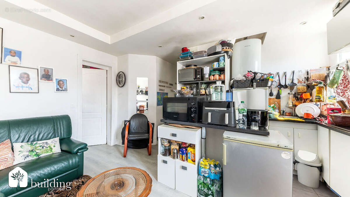 Appartement à COURBEVOIE