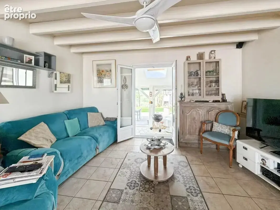  Ensemble immobilier avec maison périgourdine et deux gîtes – Vue panoramique – Terrain 4 091 m²  - photo 4