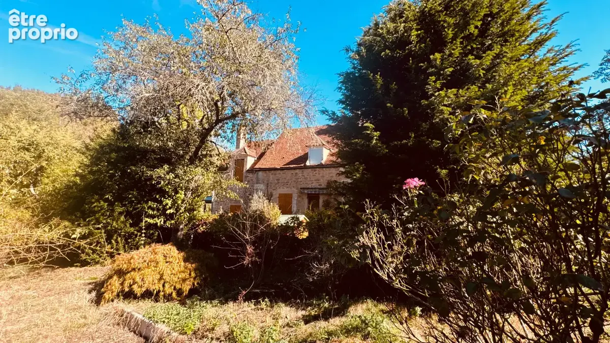 EXCLUSIVITE - AVALLON , VALLEE DU COUSIN  .    Propriété avec terrain de 3 ha 53 environ au prix de 267 500 € - photo 27