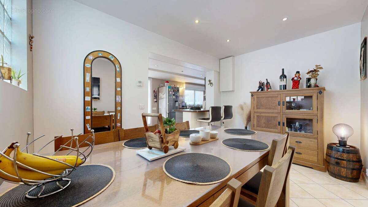 Maison 92 m² à Montfermeil  - photo 6