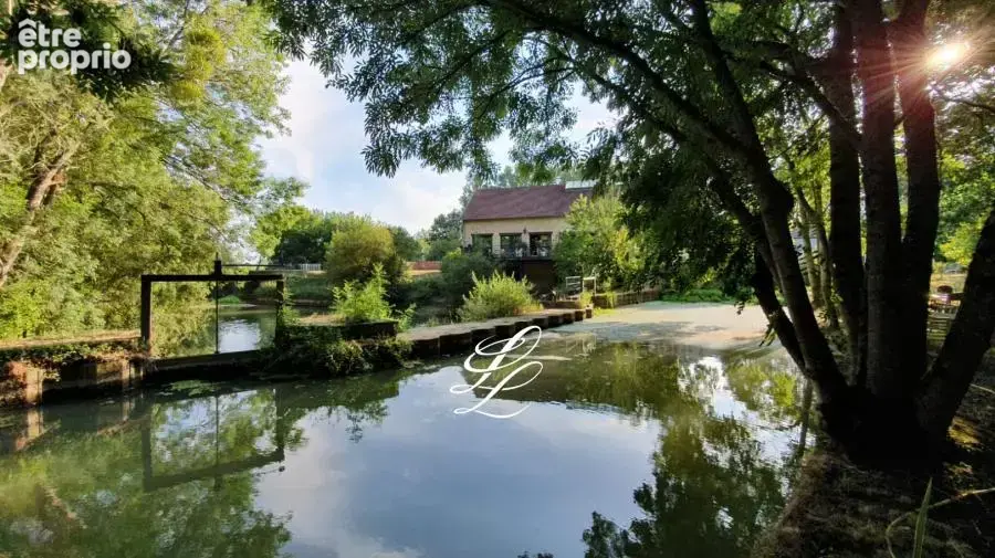 312 m² à Souligne-Sous-Ballon  - photo 2974
