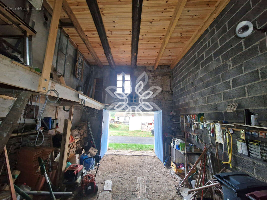 Maison de caractère à rénover   Environnement calme - photo 14