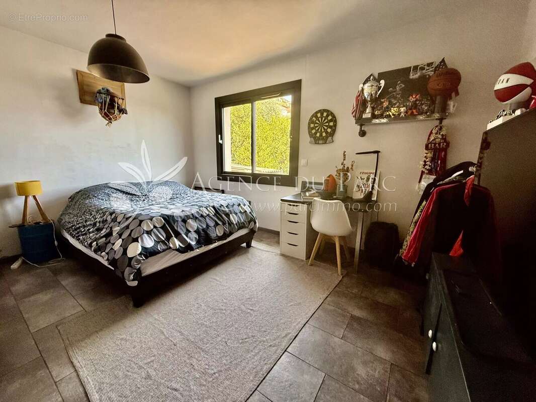 Maison à GRASSE