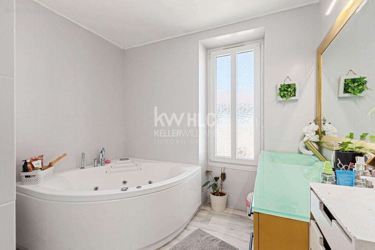 Maison à CAGNES-SUR-MER