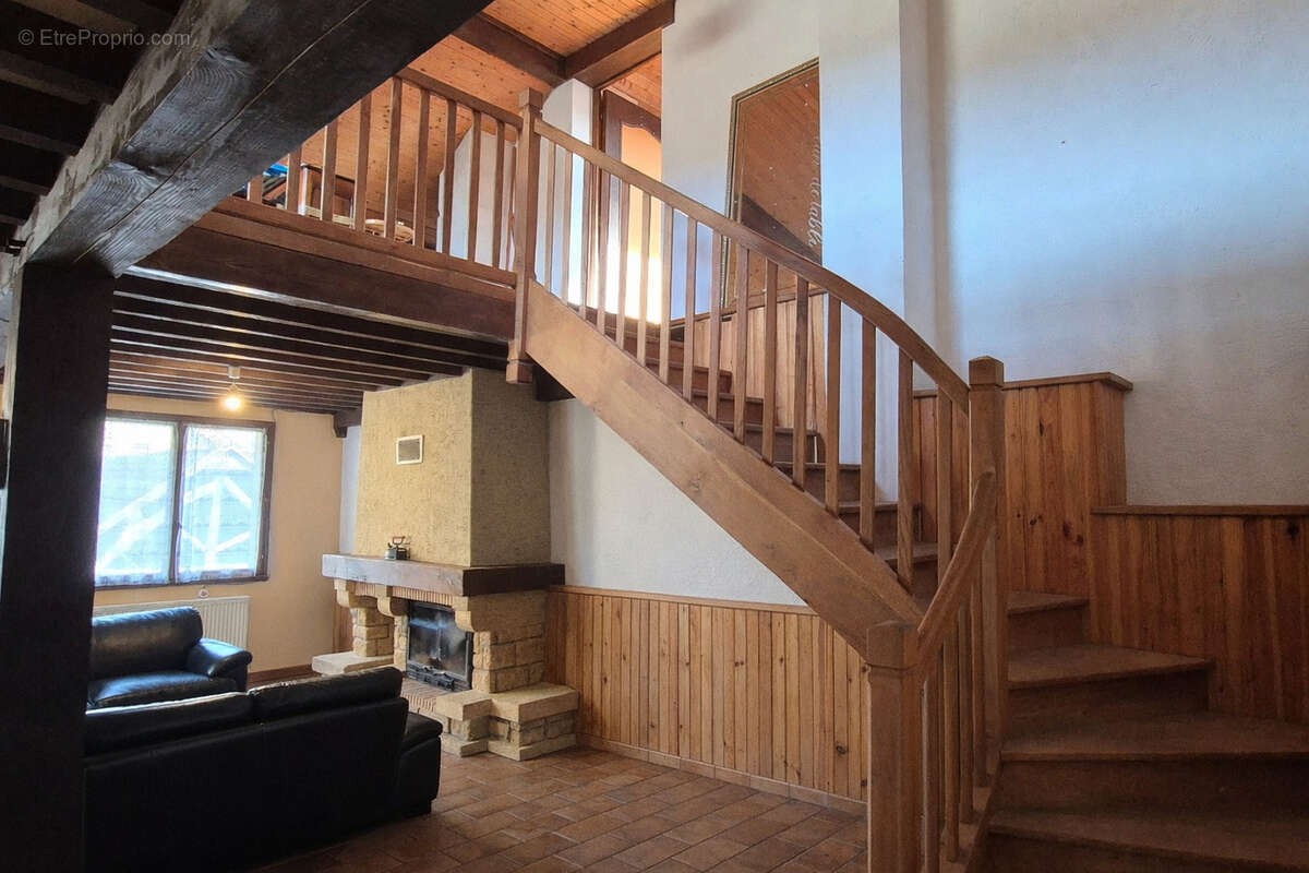 Maison à TREPT