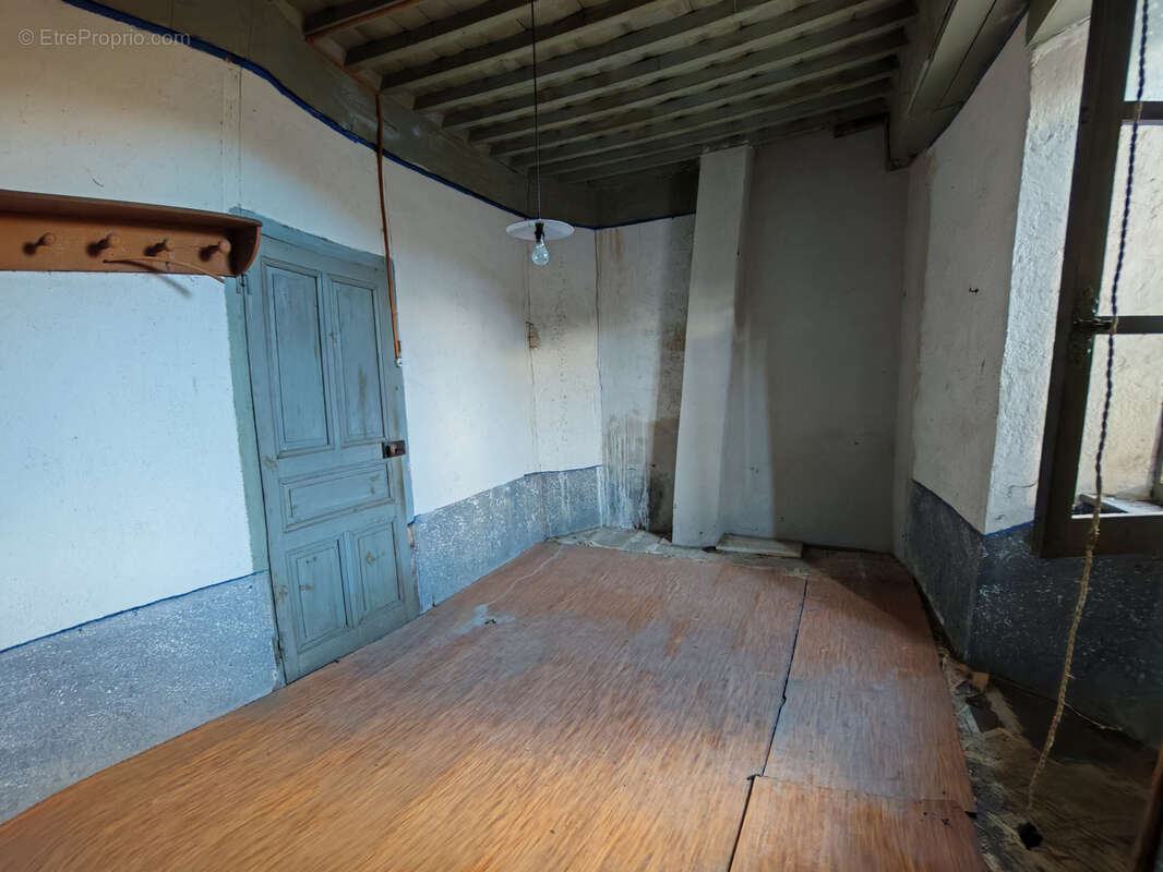 Maison à CHALENCON