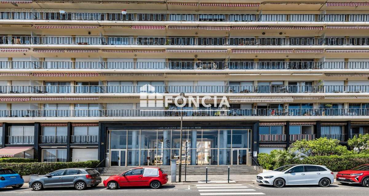Appartement à ROQUEBRUNE-CAP-MARTIN