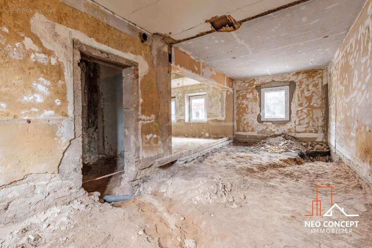 Appartement à NIEDERMODERN