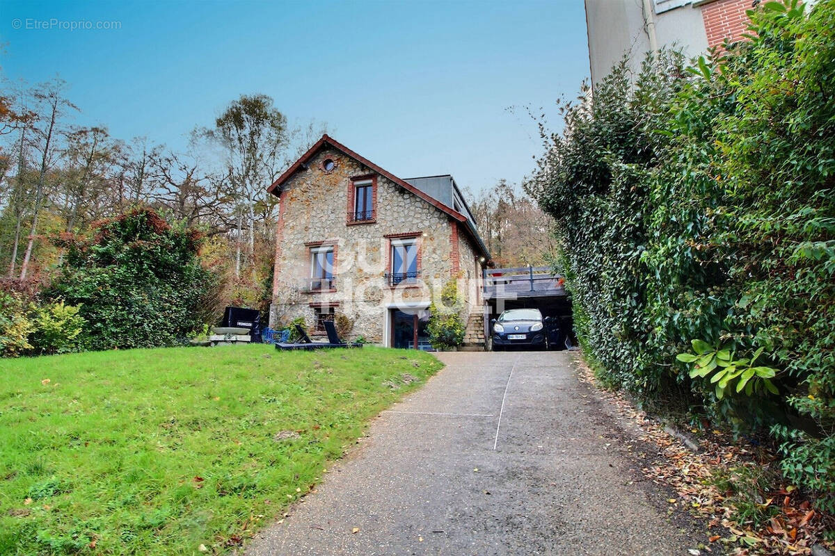 Maison à CHAVILLE