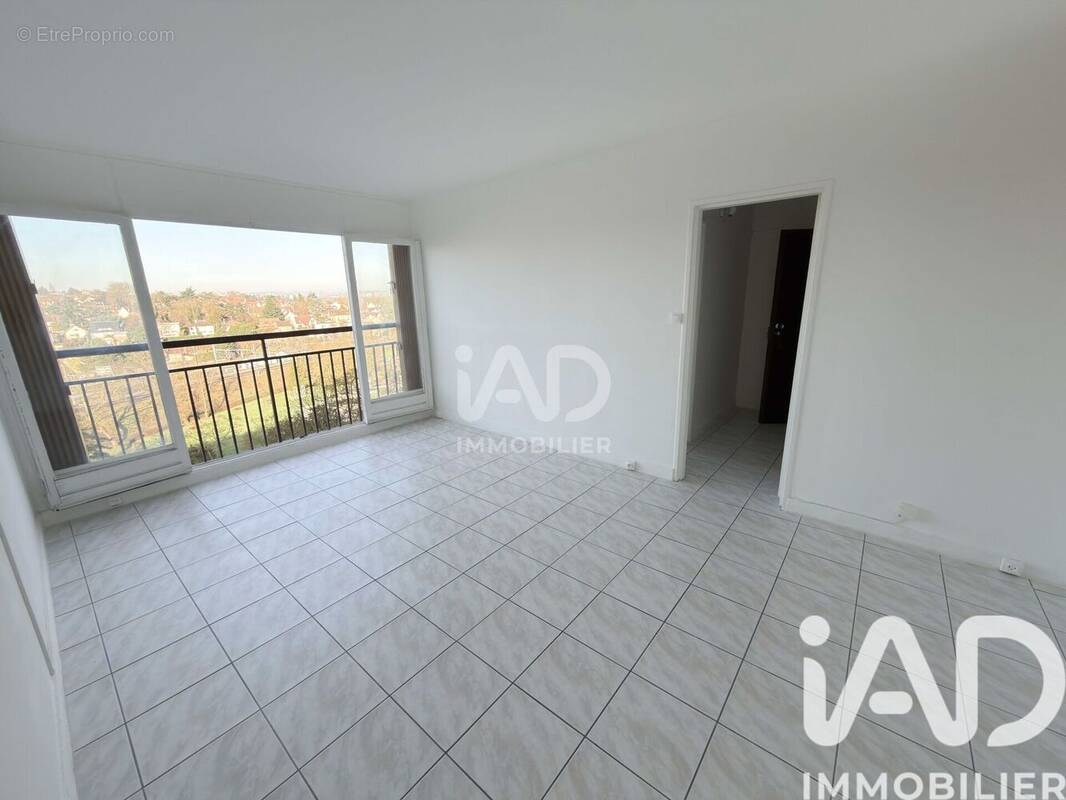 Photo 1 - Appartement à SAVIGNY-SUR-ORGE