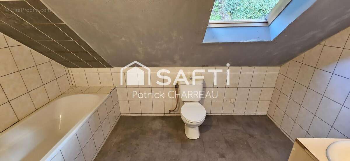 Maison 136 m² à Terrasson-Lavilledieu  - photo 7
