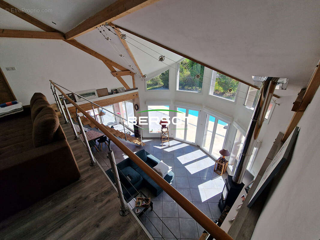 Maison à GUILLON-LES-BAINS