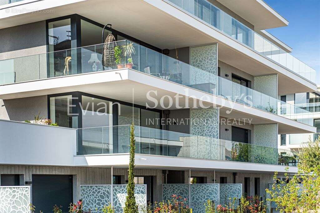 Appartement à EVIAN-LES-BAINS