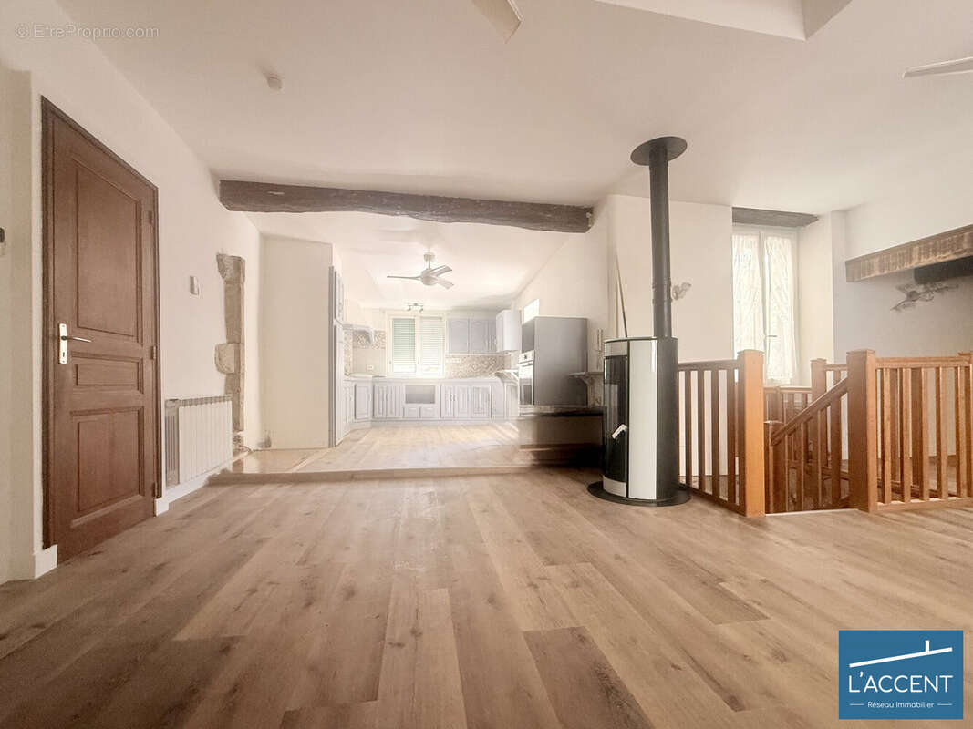 Maison 118 m² à Saint-Bauzille-De-Putois  - photo 3