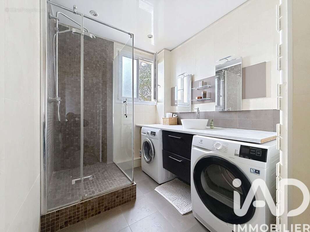 Photo 9 - Appartement à LA CELLE-SAINT-CLOUD