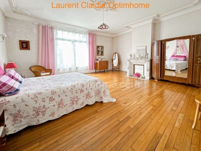 Maison à SAINT-QUENTIN