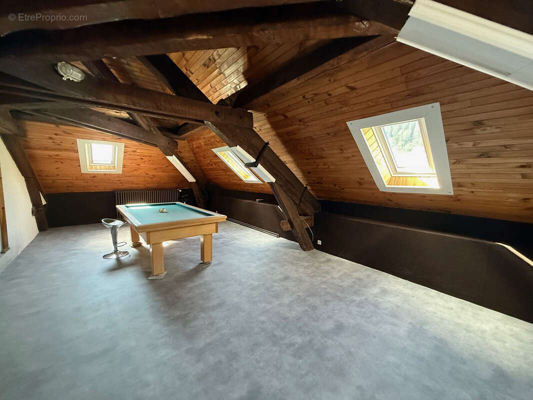 Maison à REMIREMONT