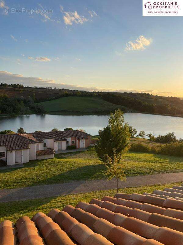 Commerce à CARLA-BAYLE