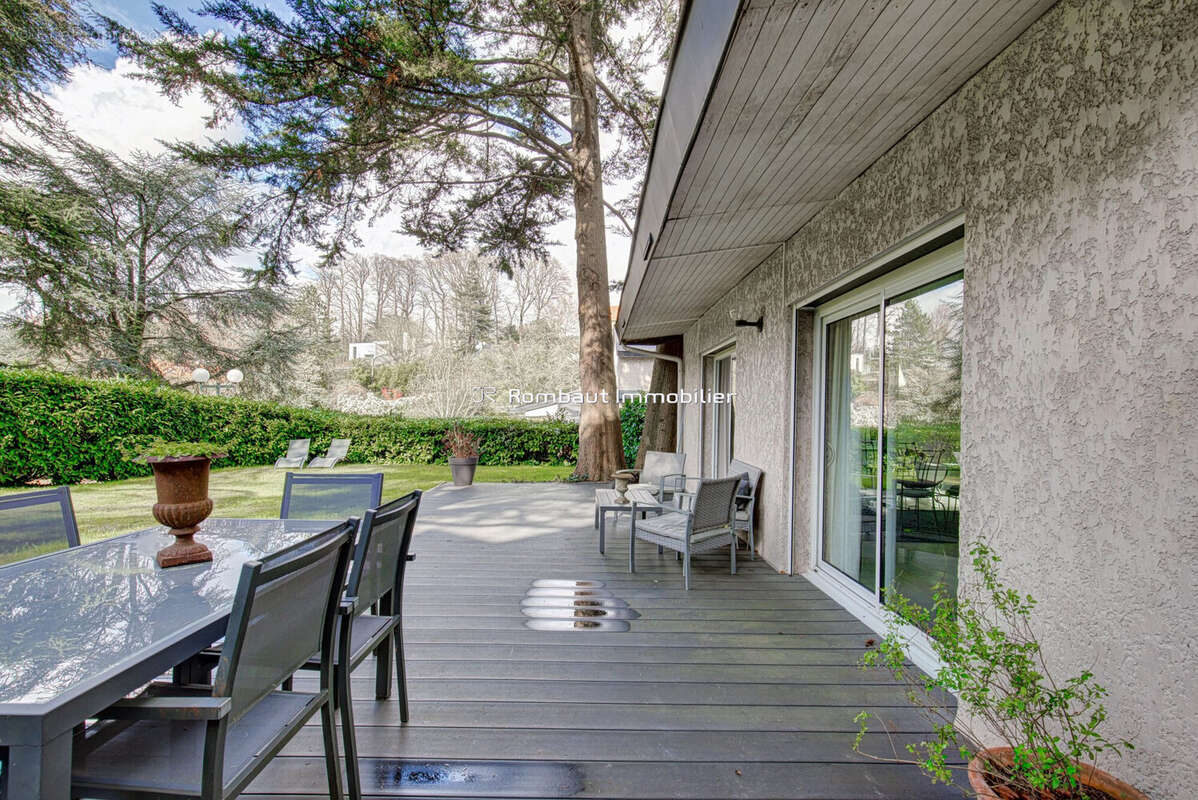 Maison à LA CELLE-SAINT-CLOUD