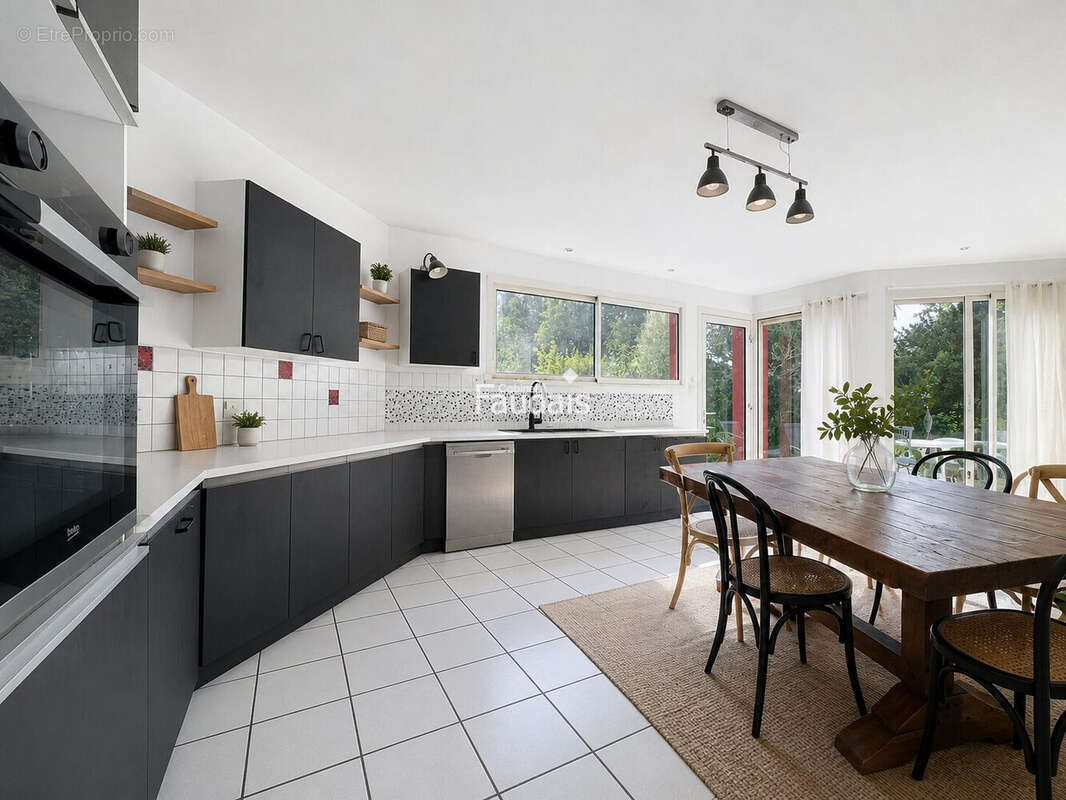Maison 168 m² à Agneaux  - photo 8